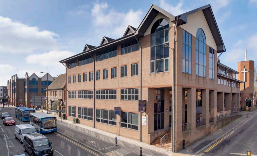 Aquilla - DIAMOND COMPLETES ACQUISITION OF AQUILA HOUSE IN REDHILL